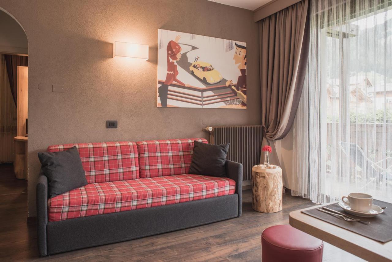 Residence Anda Pozza di Fassa Bagian luar foto