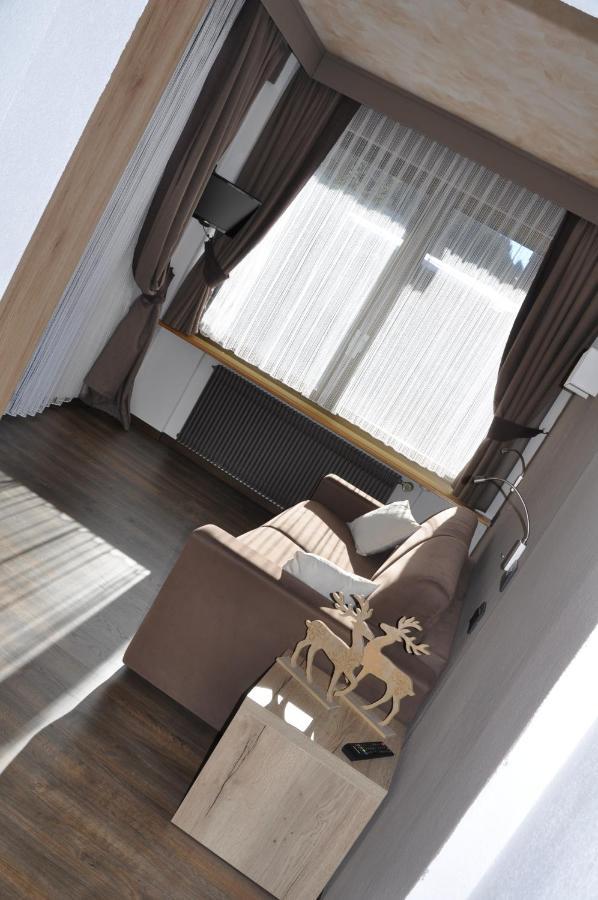 Residence Anda Pozza di Fassa Bagian luar foto
