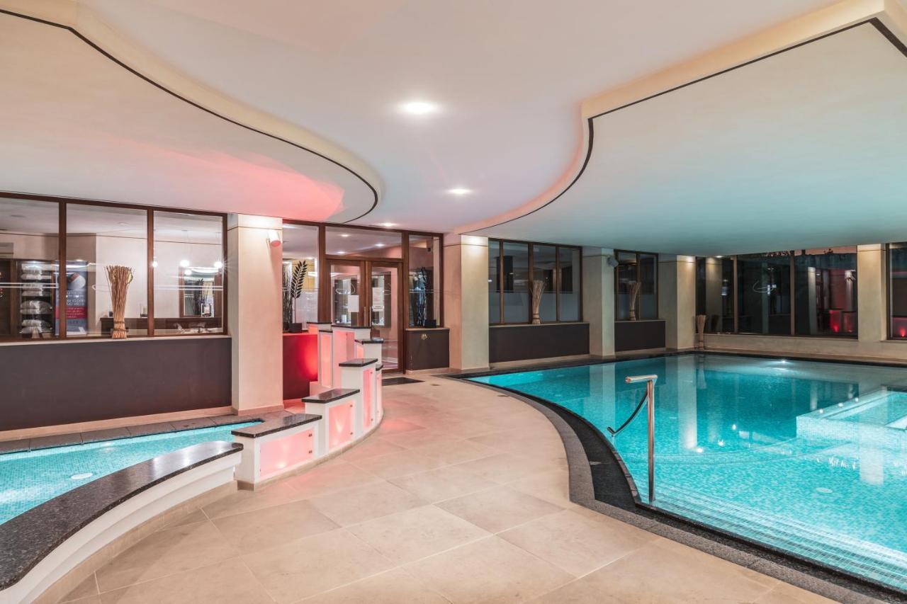 Residence Anda Pozza di Fassa Bagian luar foto
